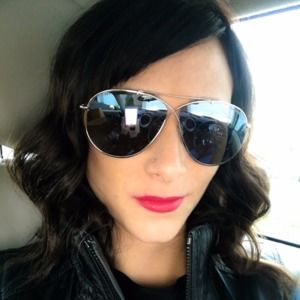 Meet your Posher, Brea